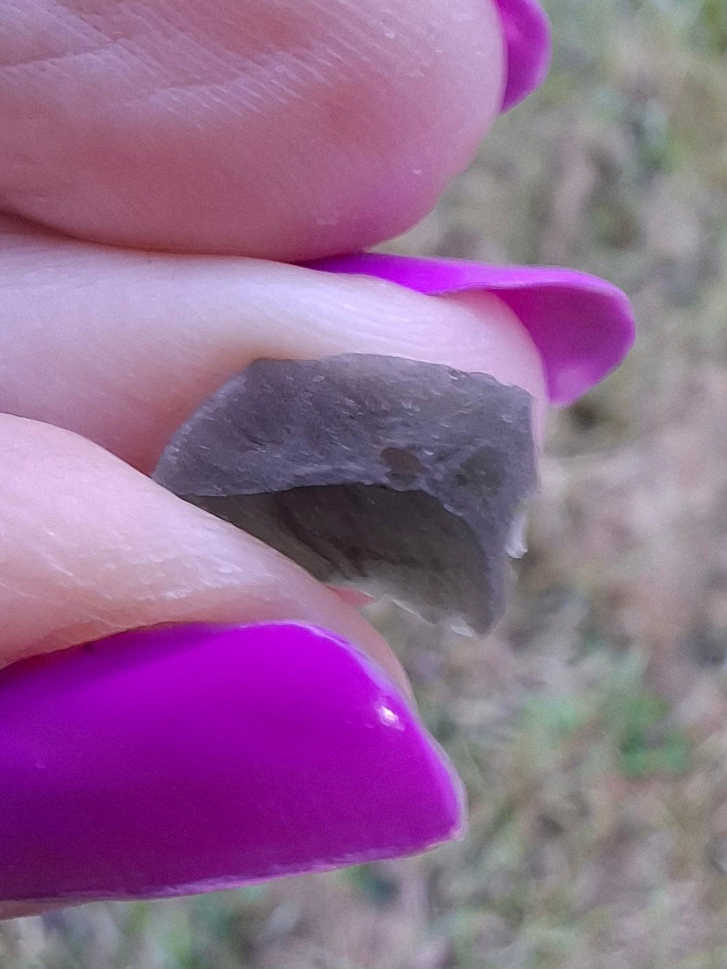 Moldavite Piece, 0.57g, Tektite (Ref: 1439)