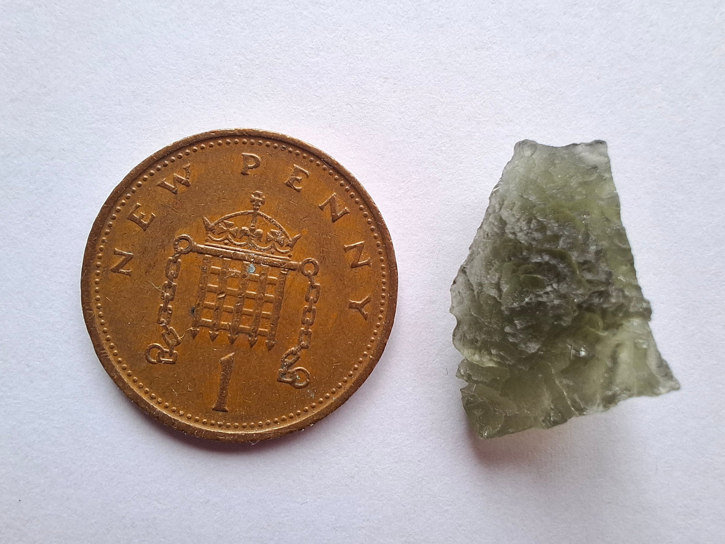Moldavite Piece, 1.65g, Tektite (Ref: 1387)