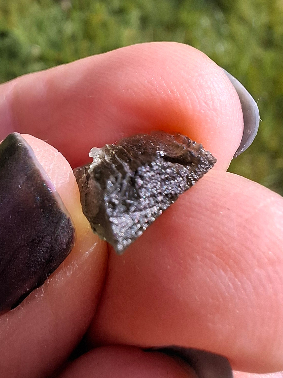 Moldavite Piece, 0.93g, Tektite (Ref: 1391)