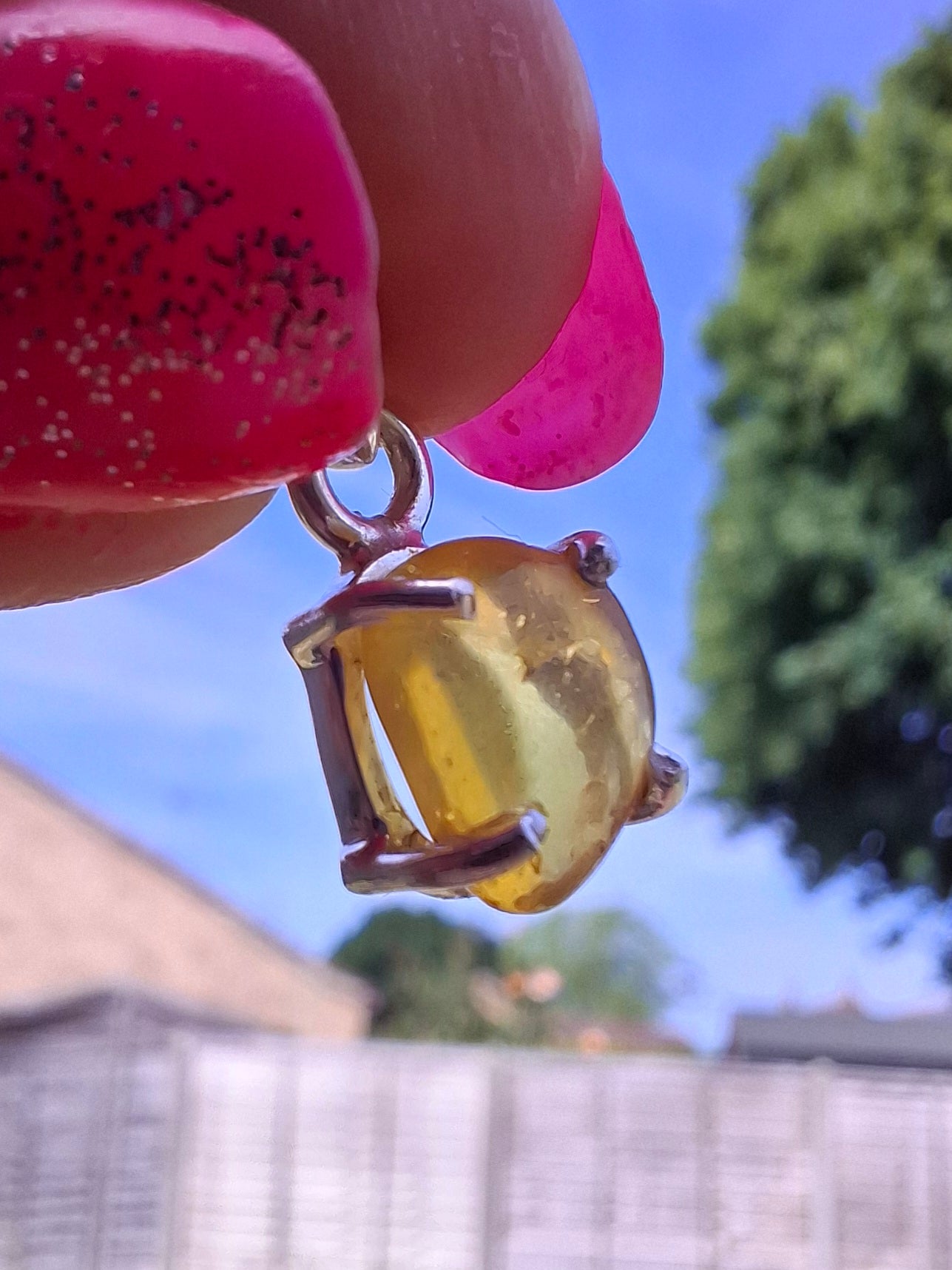 Baltic Amber Pendant, 925 Silver, Fossil (Ref: AP16)