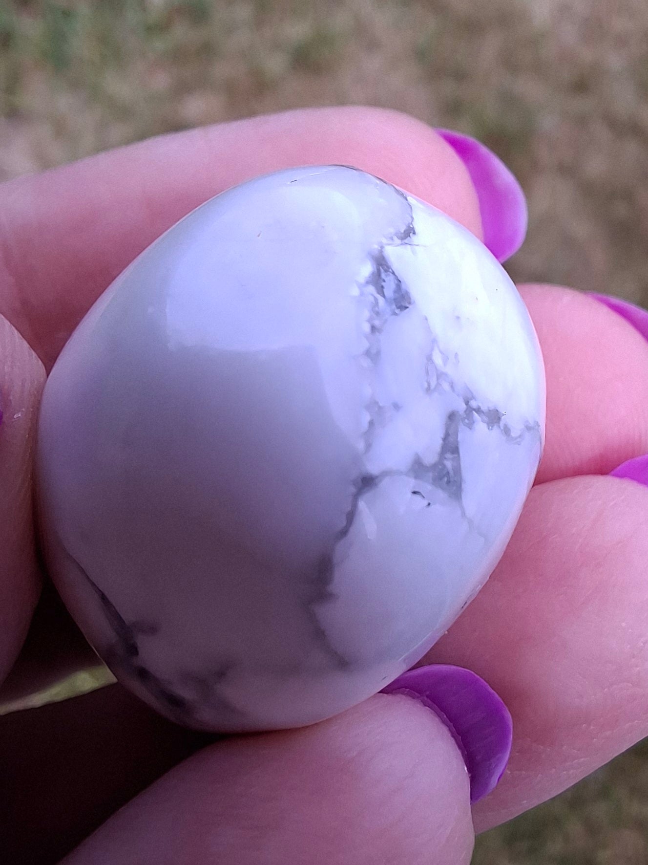 Howlite, Tumble Stone, Crystal (Ref: T39)