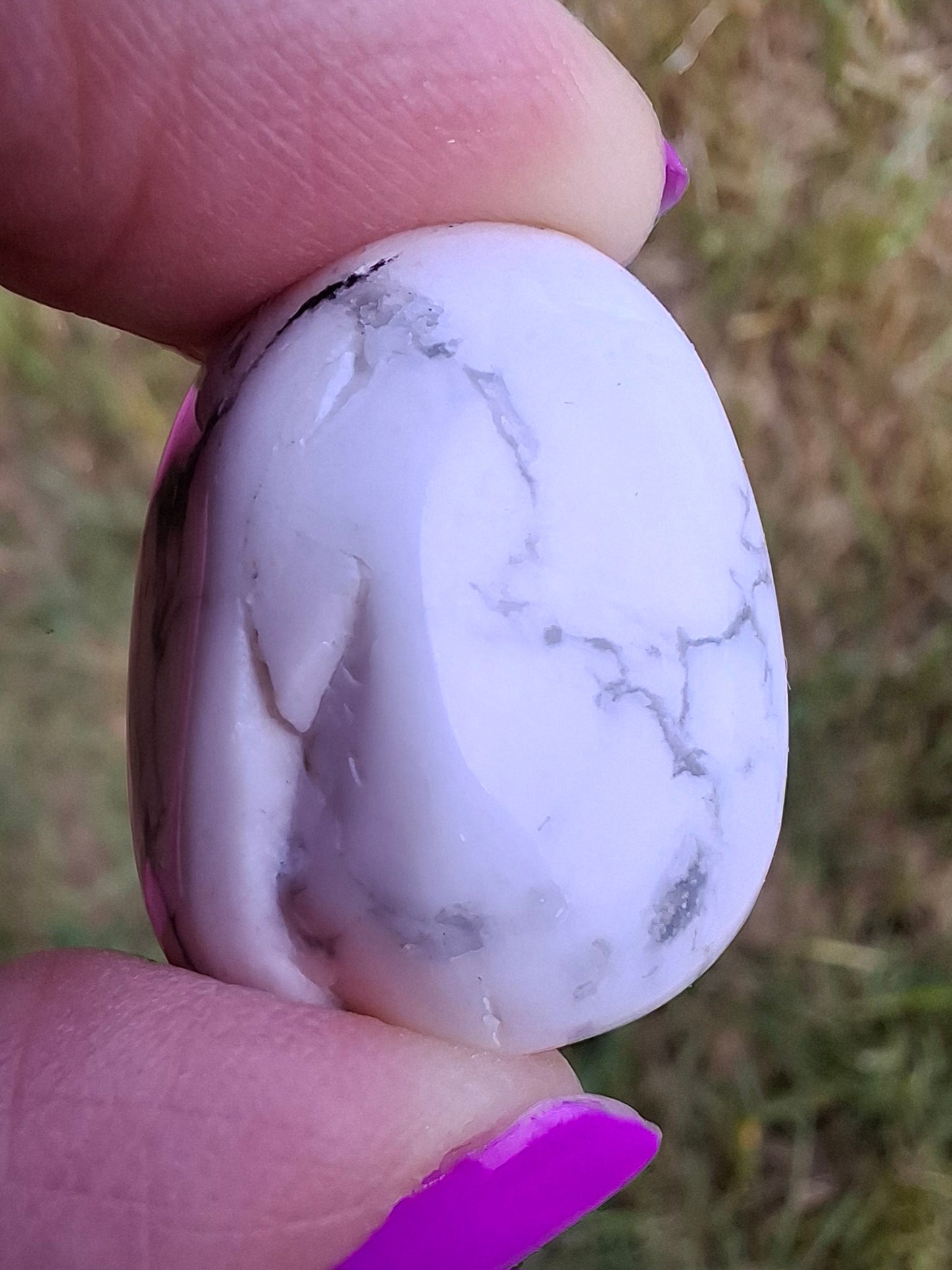 Howlite, Tumble Stone, Crystal (Ref: T45)
