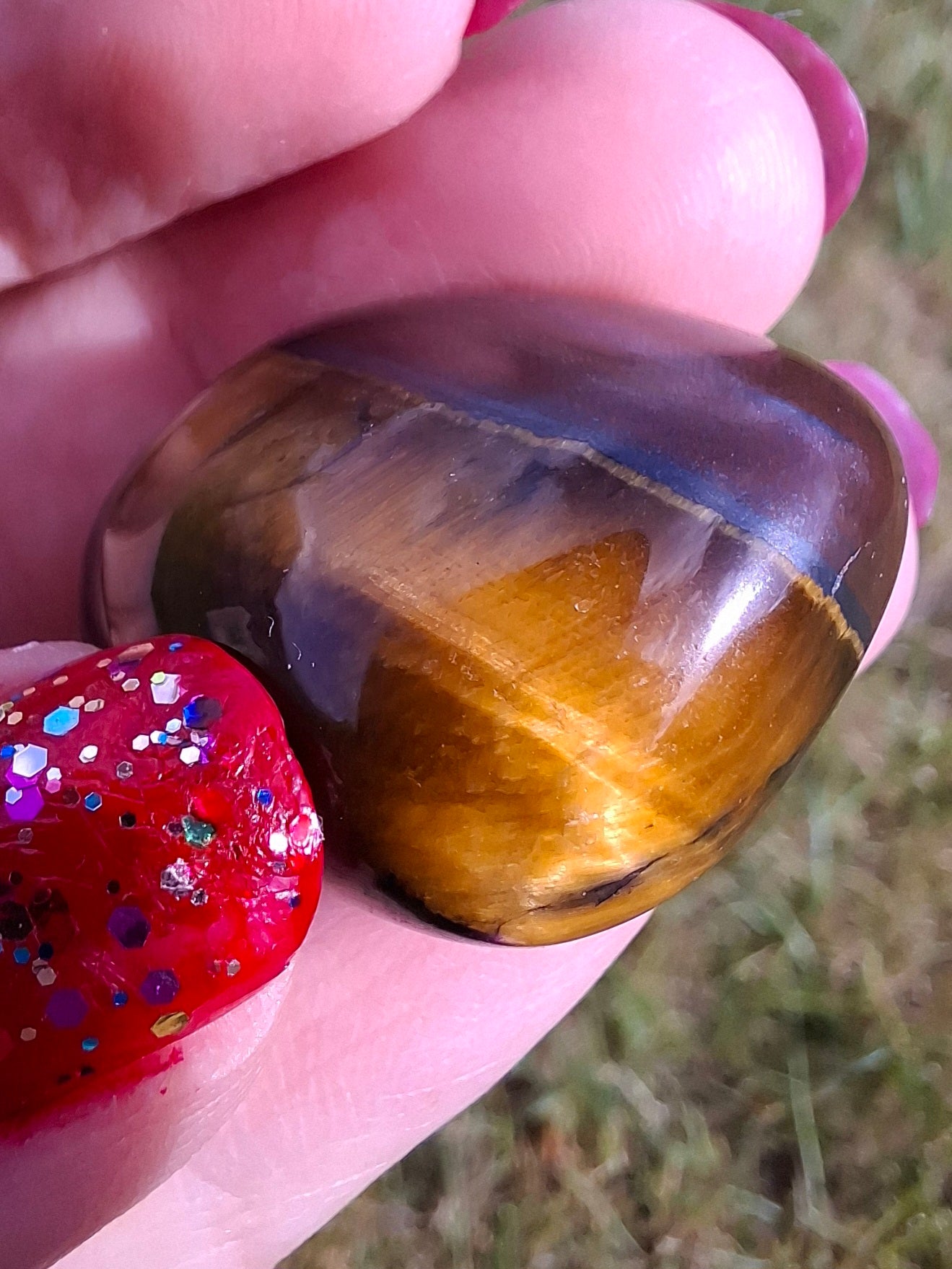 Tigers Eye, Tumble Stone, Crystal (Ref: T135)