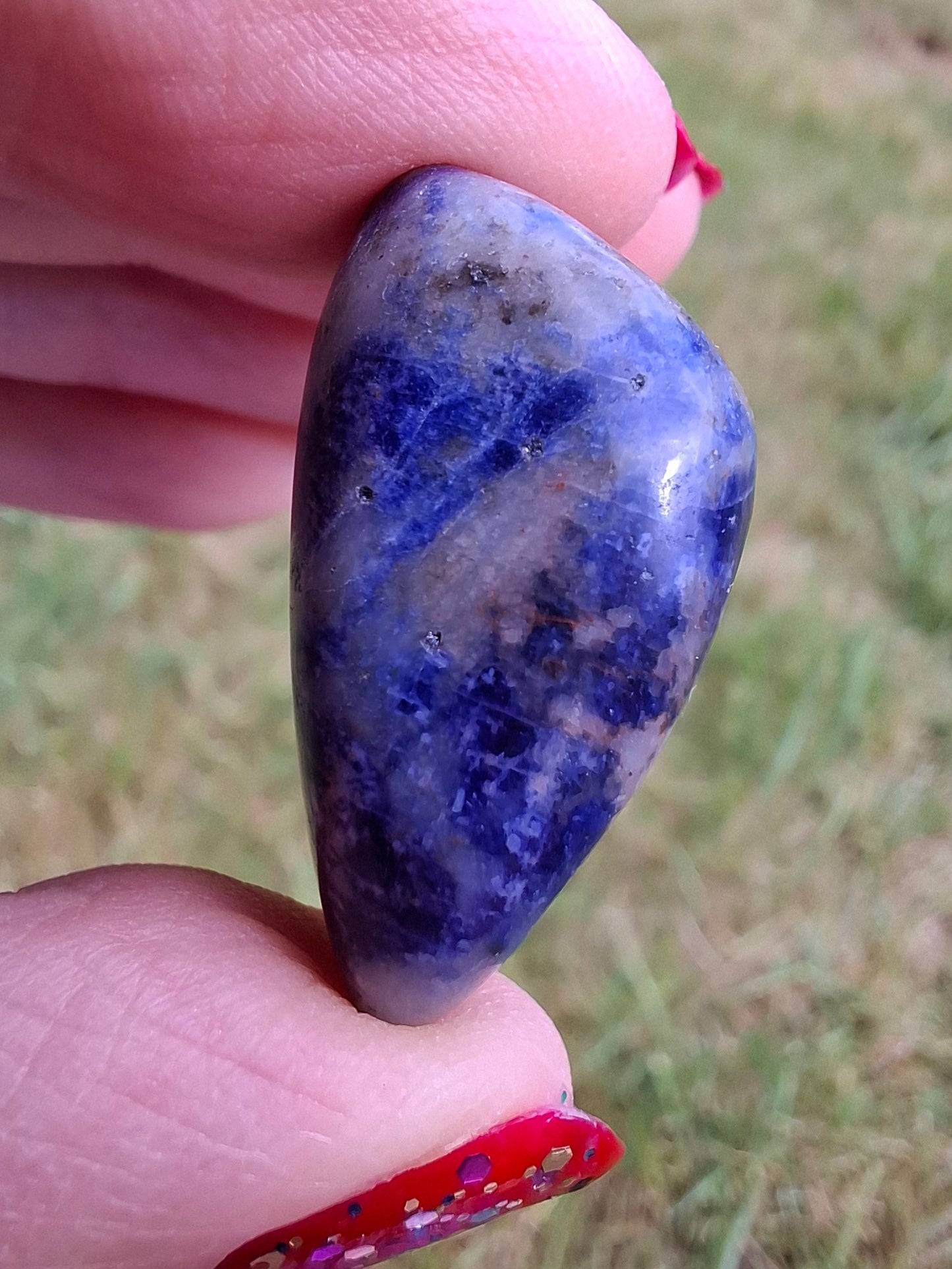 Sodalite, Tumble Stone, Crystal (Ref: T156)