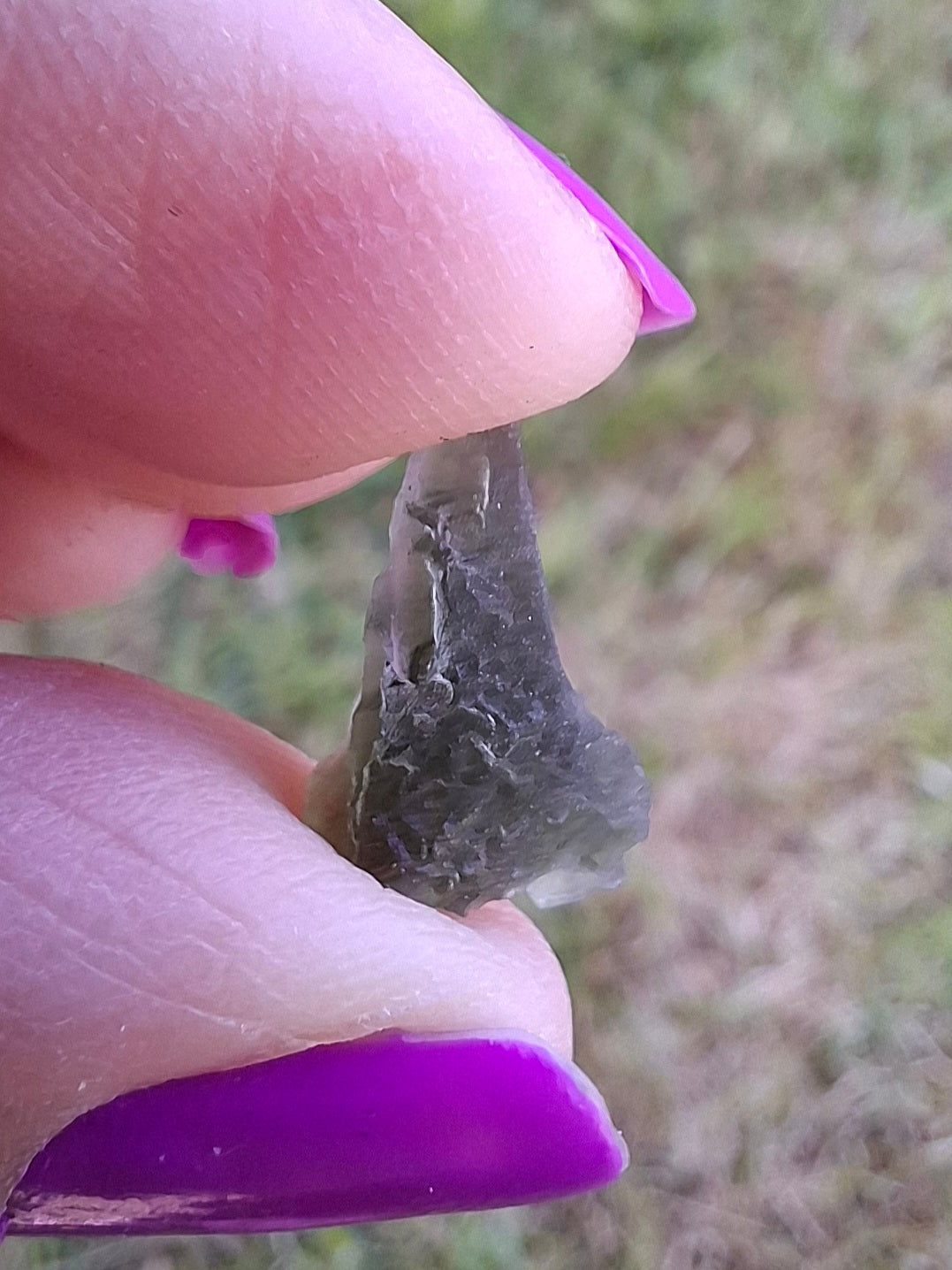 Moldavite Piece, 0.63g, Tektite (Ref: 1447)