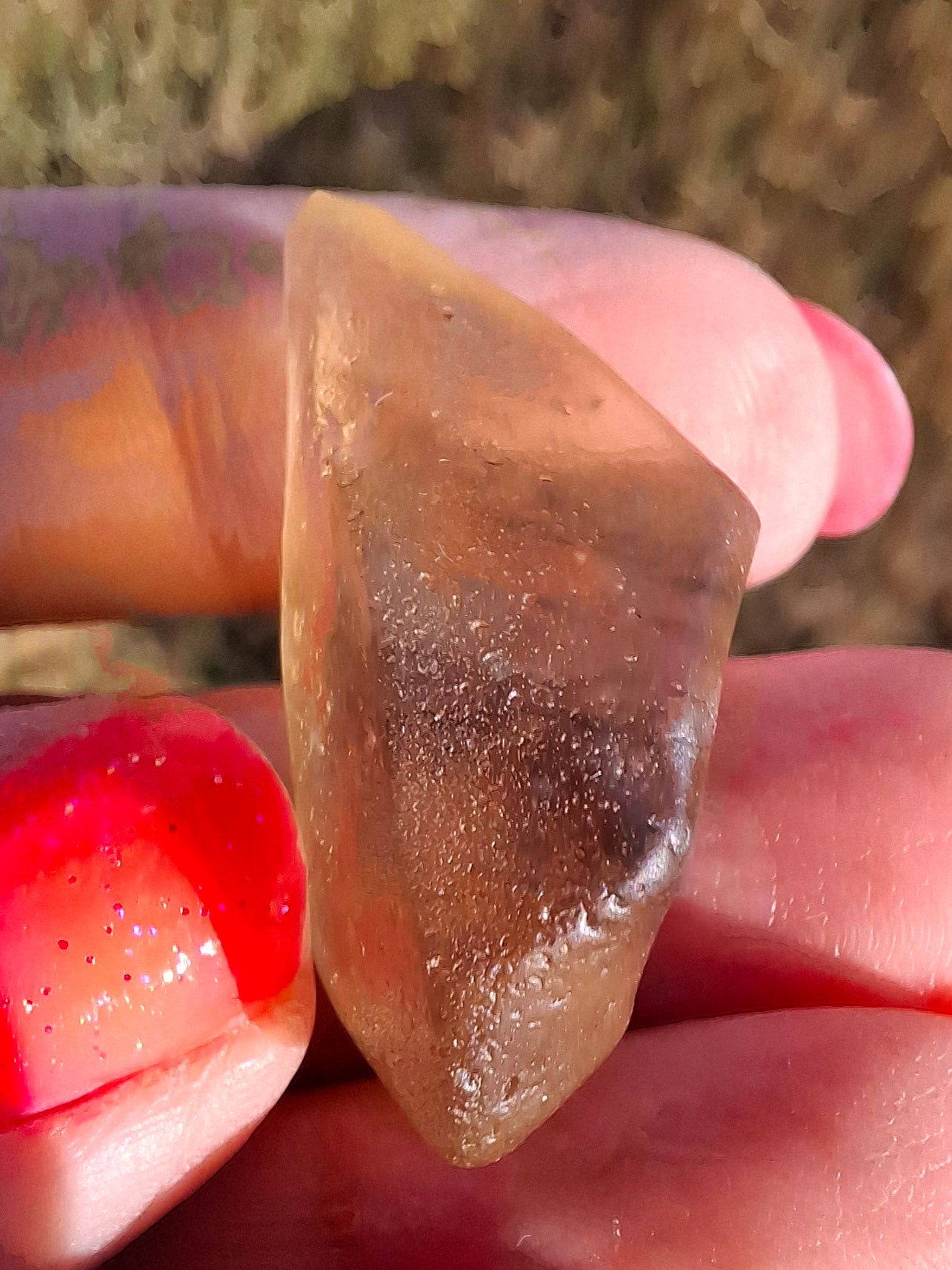 Libyan Desert Glass (darker) Piece, 7.38g, Tektite (Ref: L1375)