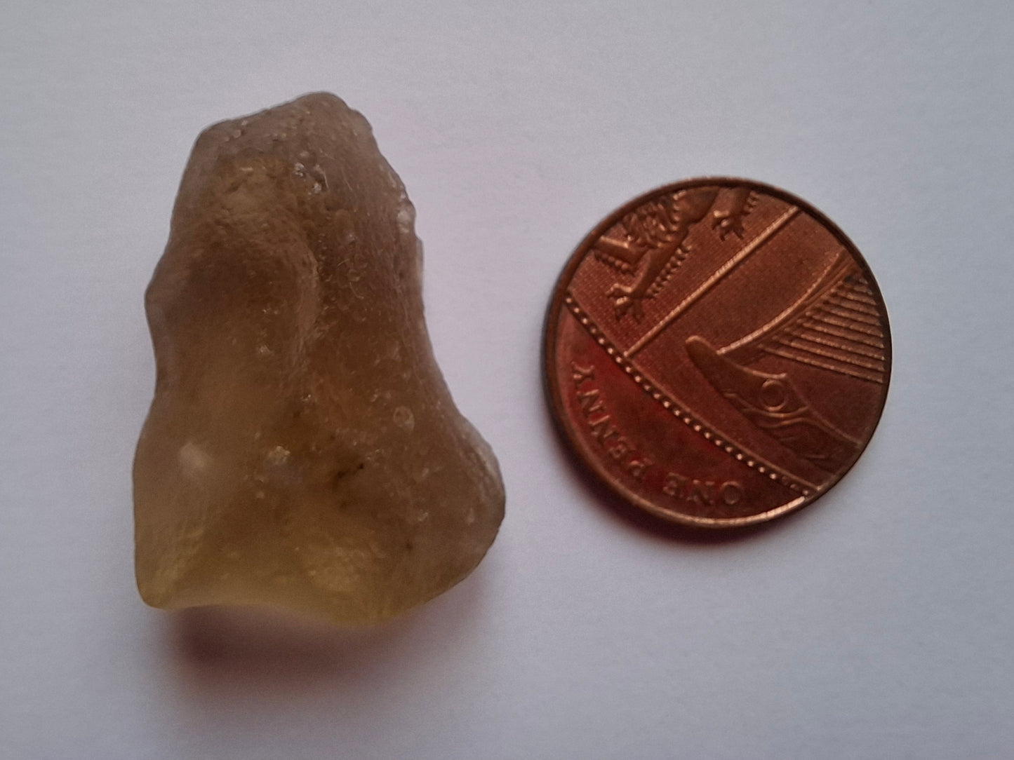 Libyan Desert Glass (darker) Piece, 7.32g, Tektite (Ref: L1369)