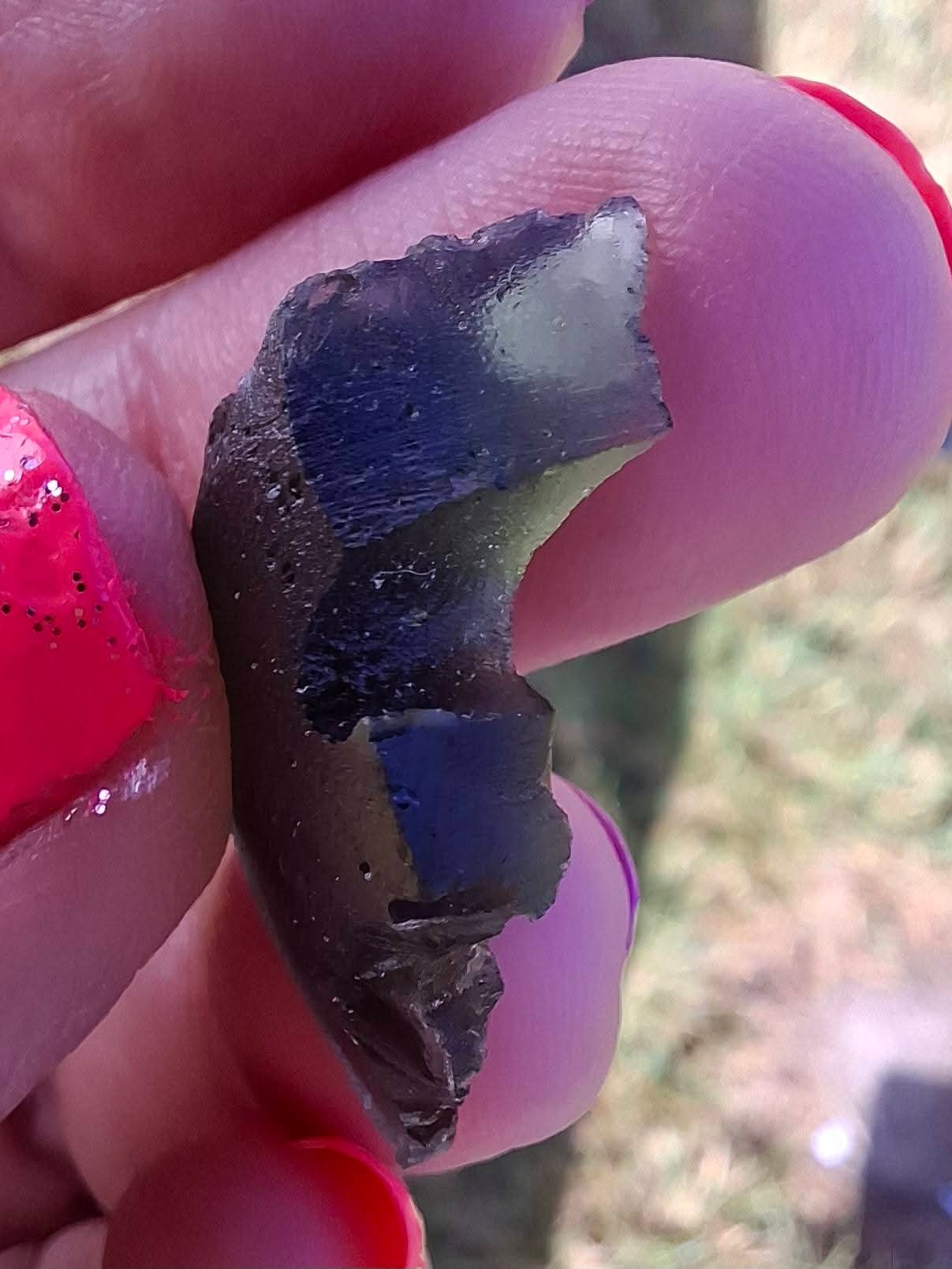 Moldavite Piece, 2.79g, Tektite (Ref: 1300)