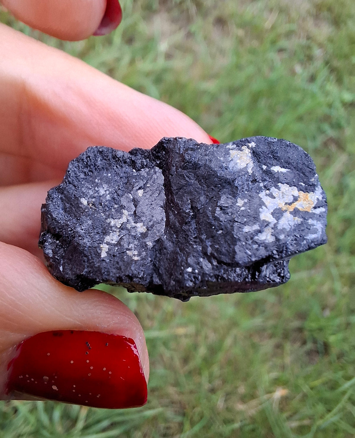 Black Tourmaline RAW, 14.77g, Crystal, (Ref: RBT1)