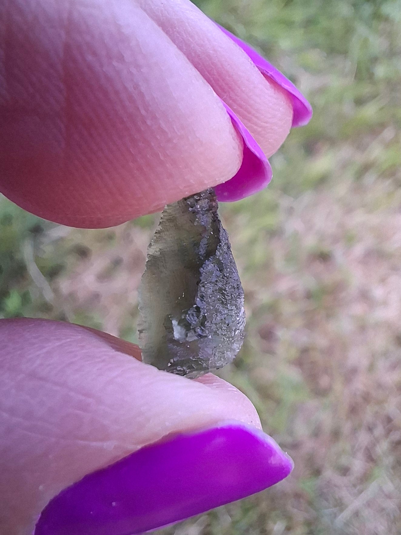 Moldavite Piece, 0.51g, Tektite (Ref: 1450)