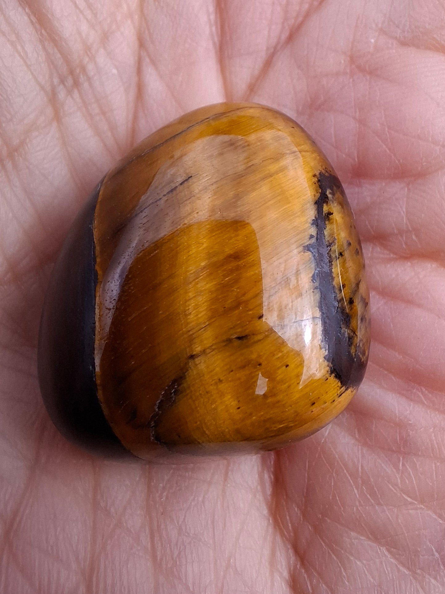 Tigers Eye, Tumble Stone, Crystal (Ref: T135)