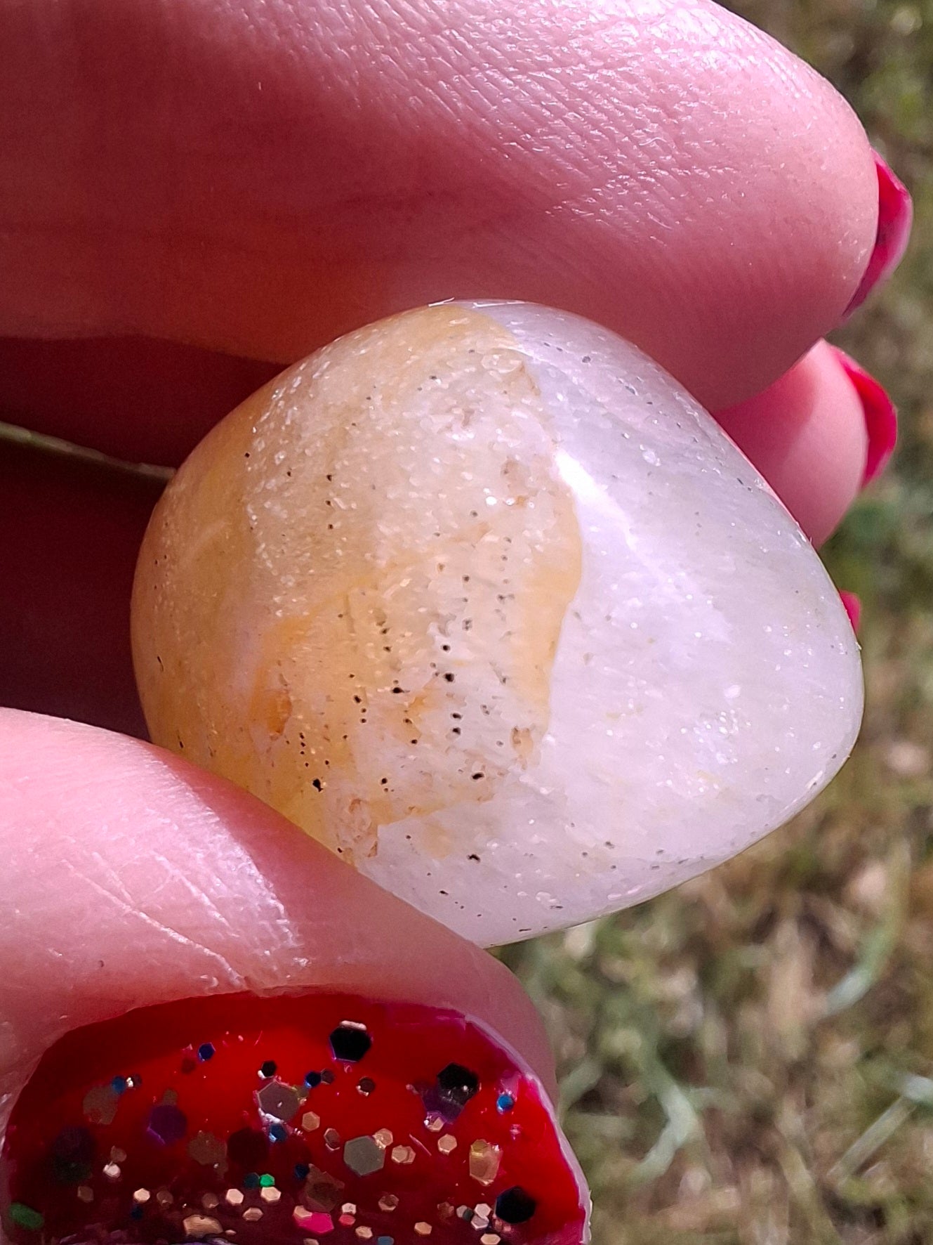 Golden Healer, Tumble Stone, Crystal (Ref: T188)