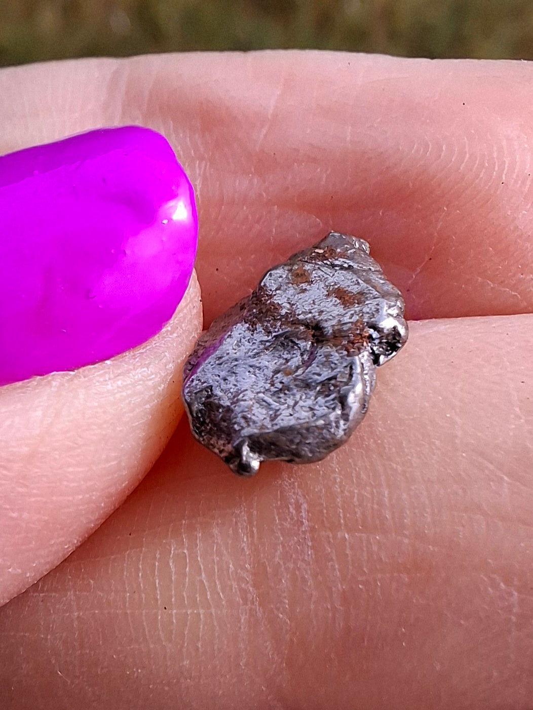 Campo del Cielo, 0.96g, Nickel Iron Meteorite (Ref: C7)
