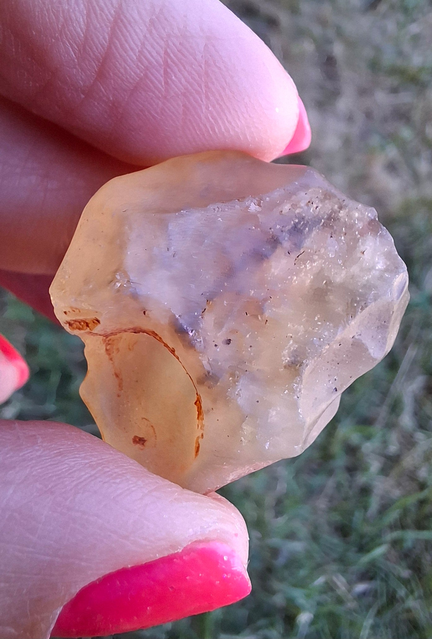 Libyan Desert Glass (darker) Piece, 10.32g, Tektite (Ref: L1376)