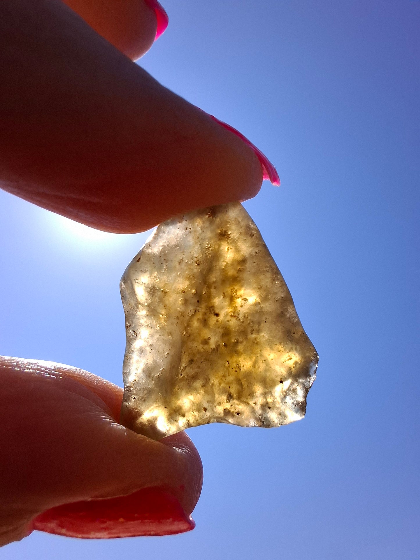 Libyan Desert Glass (darker) Piece, 3.40g, Tektite (Ref: L1362)