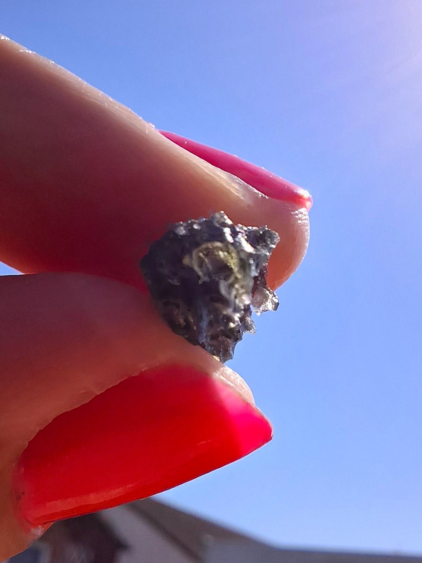 Moldavite Piece, 0.65g, Tektite (Ref: 1410)