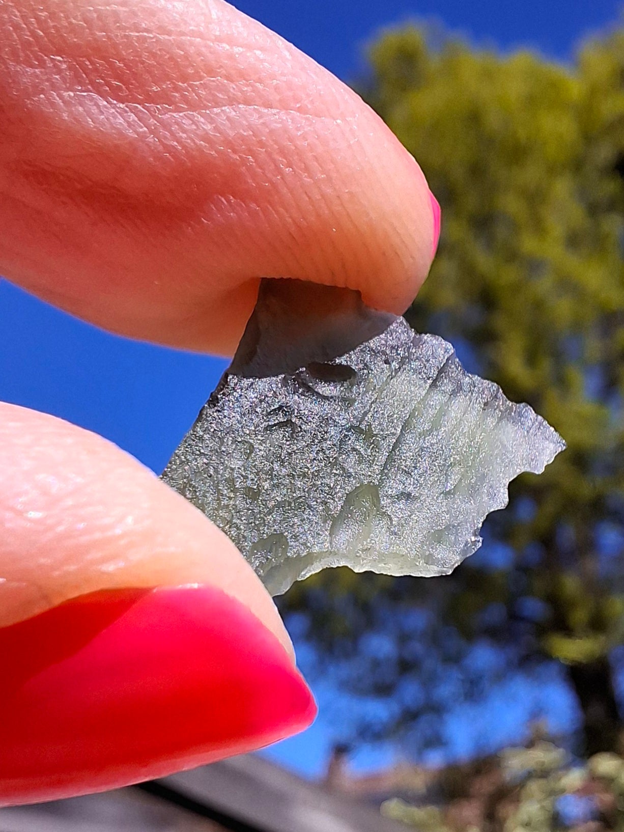 Moldavite Piece, 0.69g, Tektite (Ref: 1405)