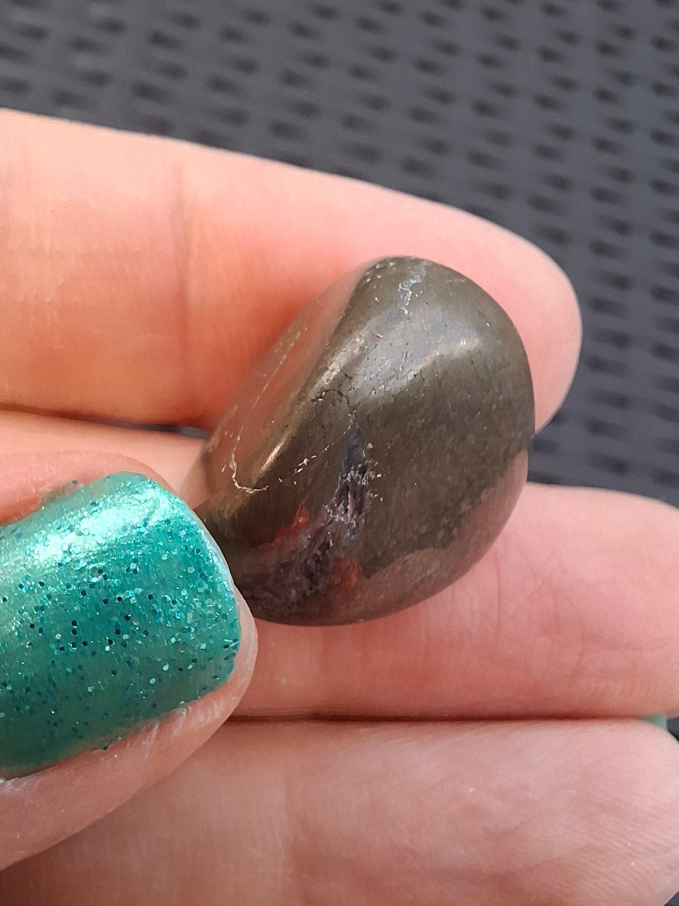Apache Gold Tumble Stone, Crystal (Ref: T230)