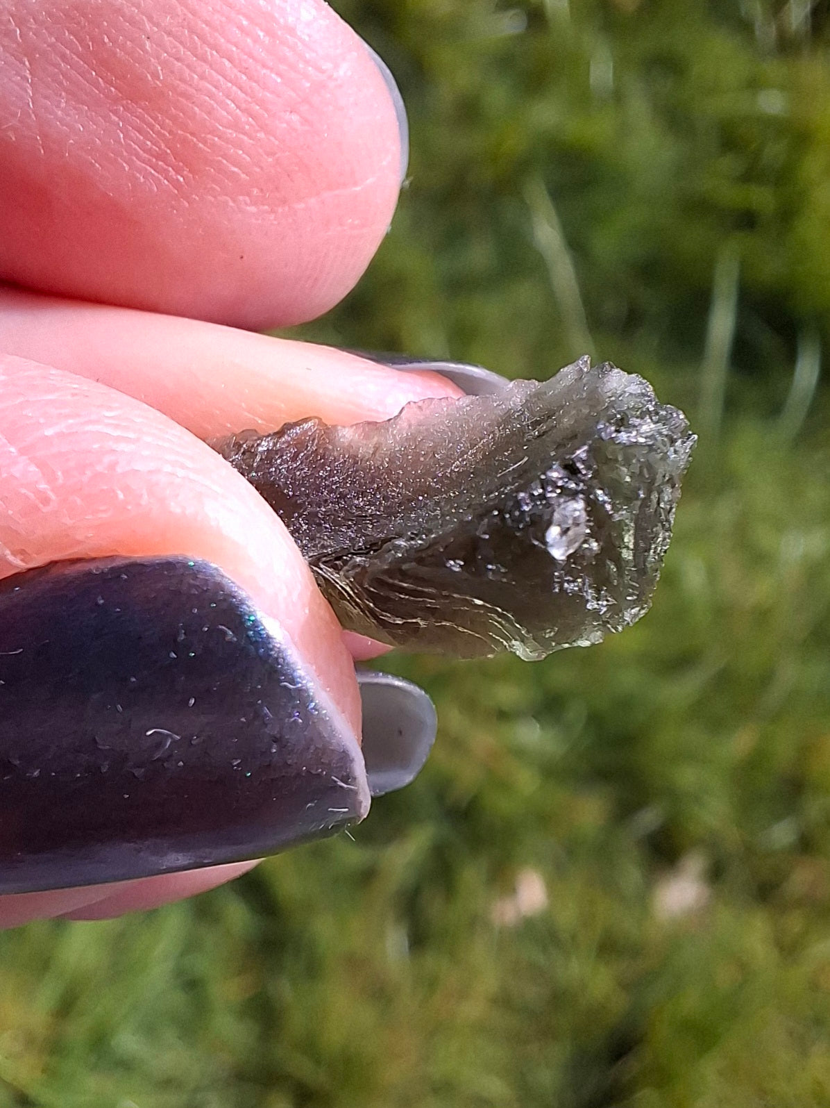 Moldavite Piece, 0.98g, Tektite (Ref: 1388)