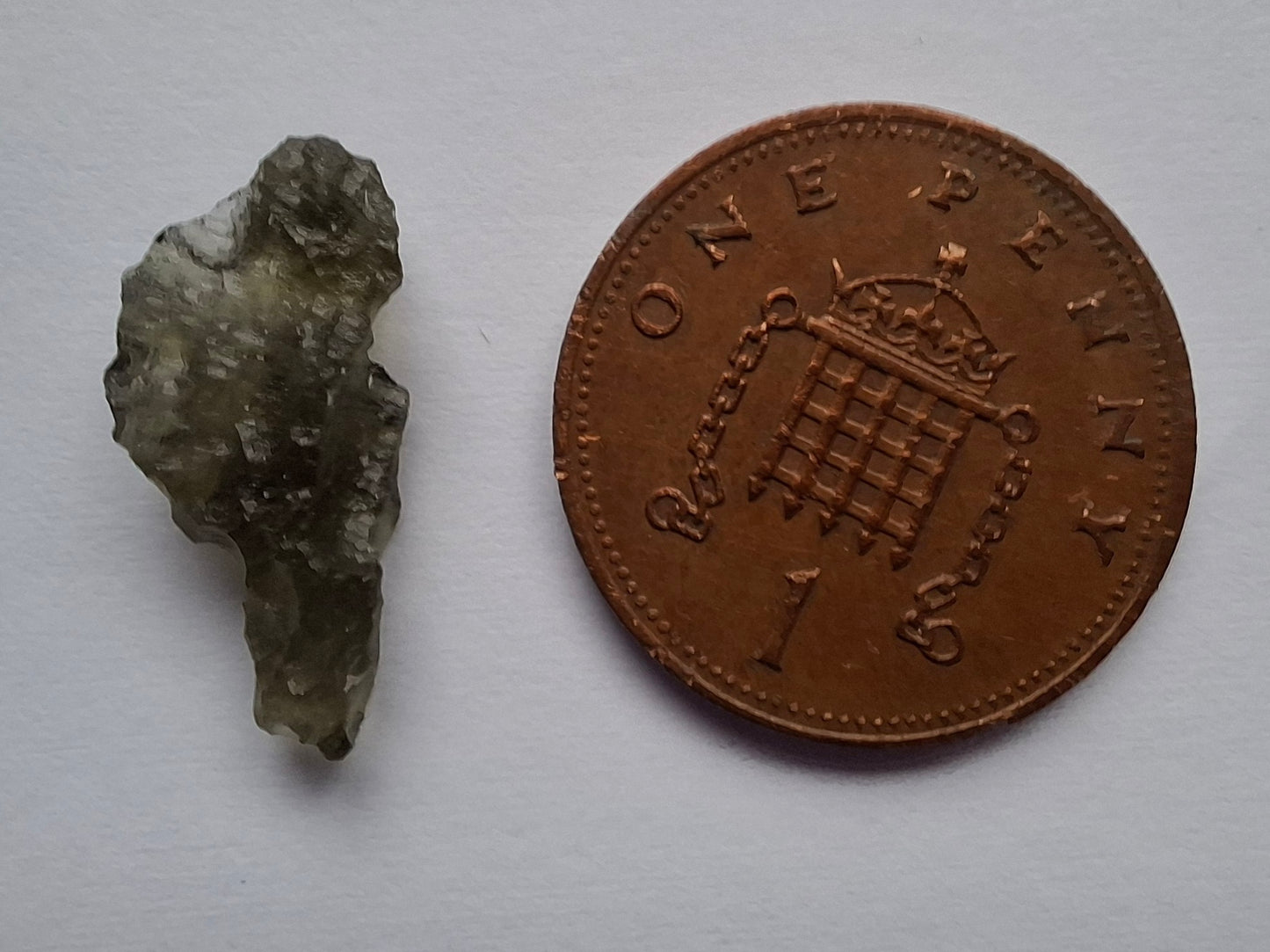 Moldavite Piece, 0.61g, Tektite (Ref: 1457)