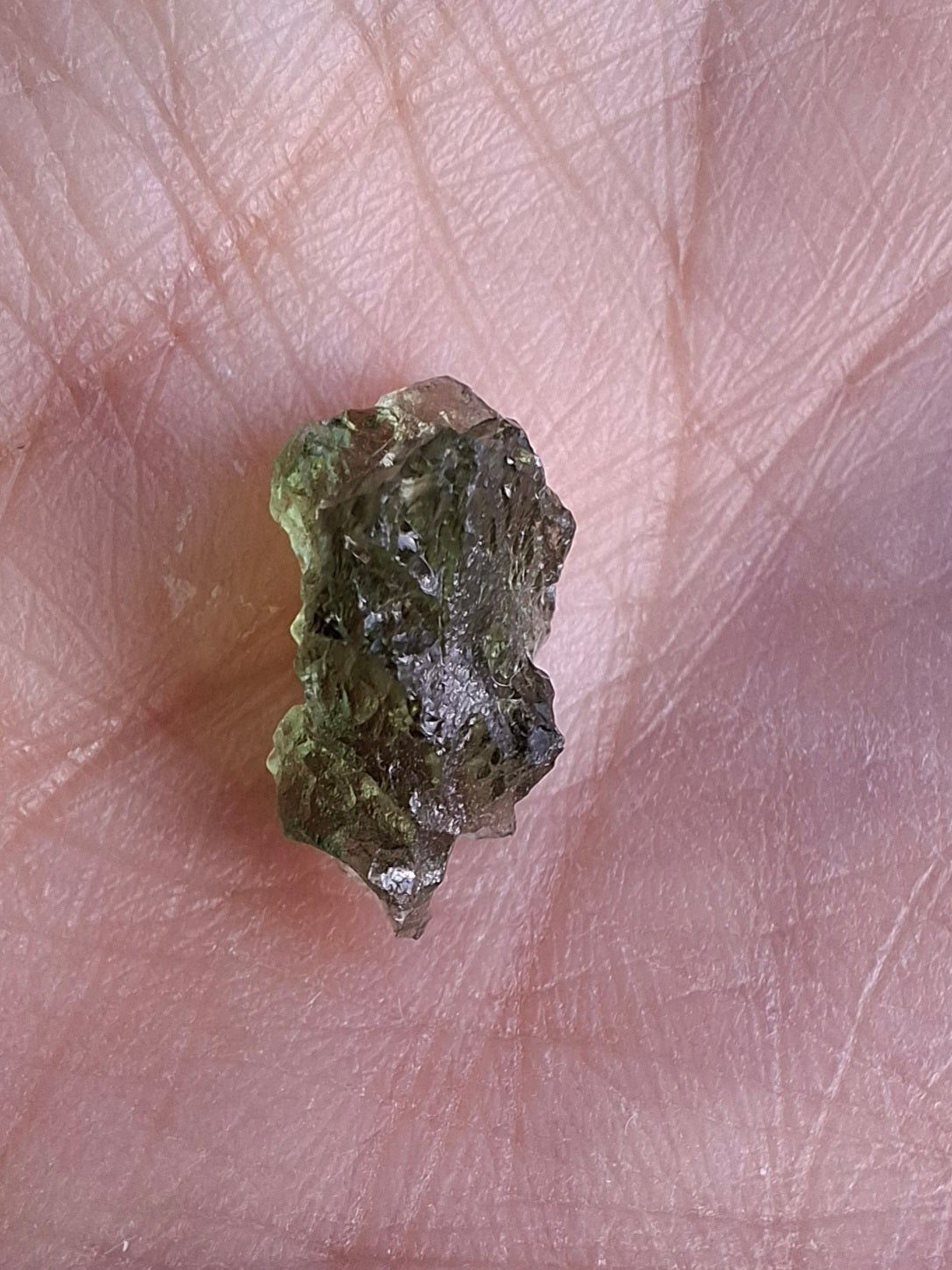 Moldavite Piece, 0.60g, Tektite (Ref: 1385)