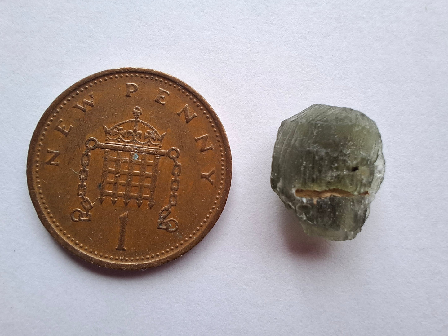 Moldavite Piece, 1.00g, Tektite (Ref: 1399)