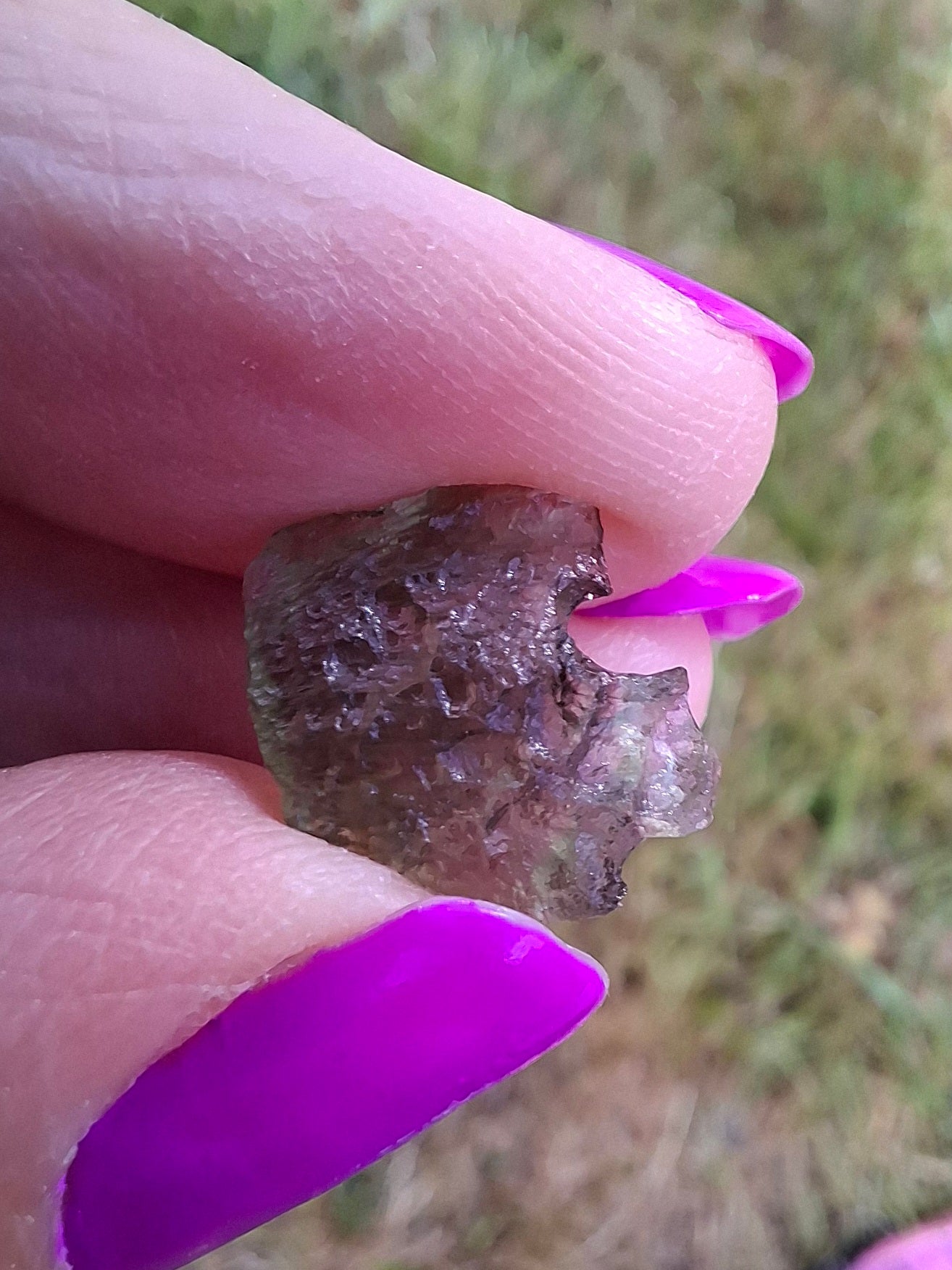Moldavite Piece, 0.59g, Tektite (Ref: 1428)