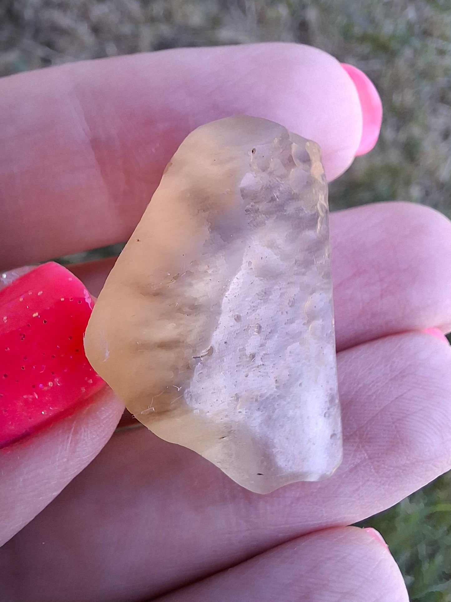 Libyan Desert Glass (darker) Piece, 7.73g, Tektite (Ref: L1374)