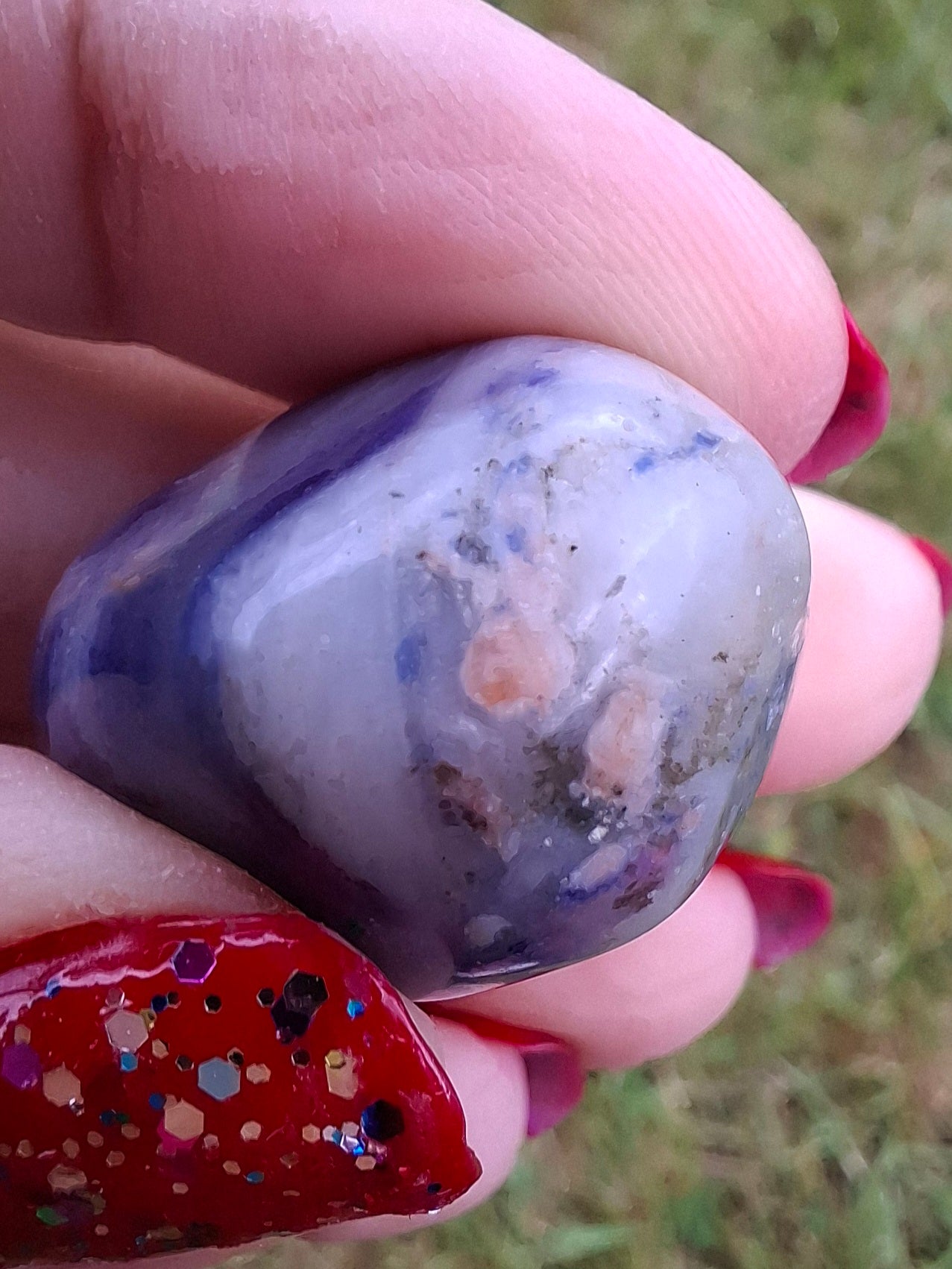 Sodalite, Tumble Stone, Crystal (Ref: T152)
