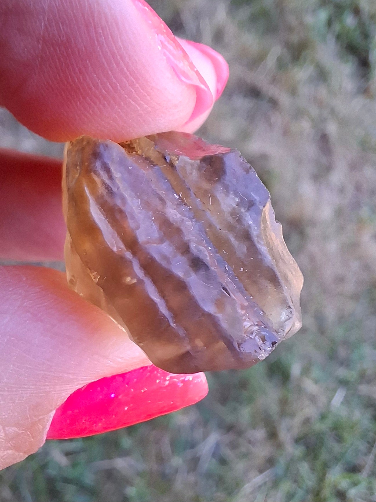 Libyan Desert Glass (darker) Piece, 8.76g, Tektite (Ref: L1367)
