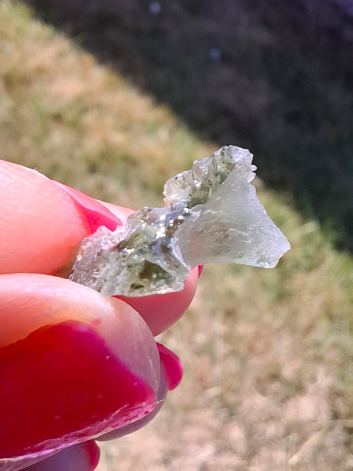 Moldavite Piece, SNOWFLAKE, FROSTED, BRUSNA, 0.92g, Tektite (Ref: 1499)