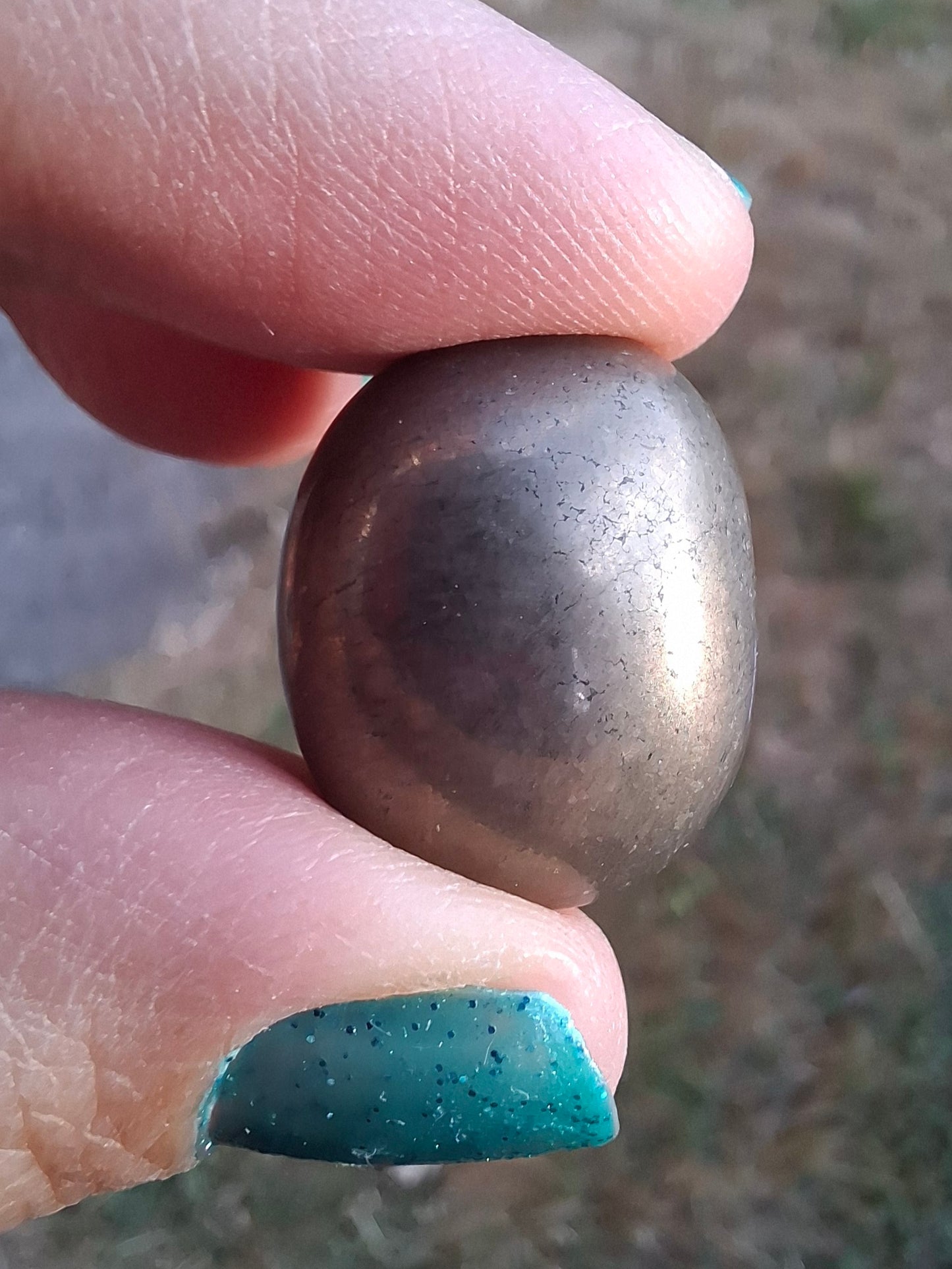 Apache Gold Tumble Stone, Crystal (Ref: T233)