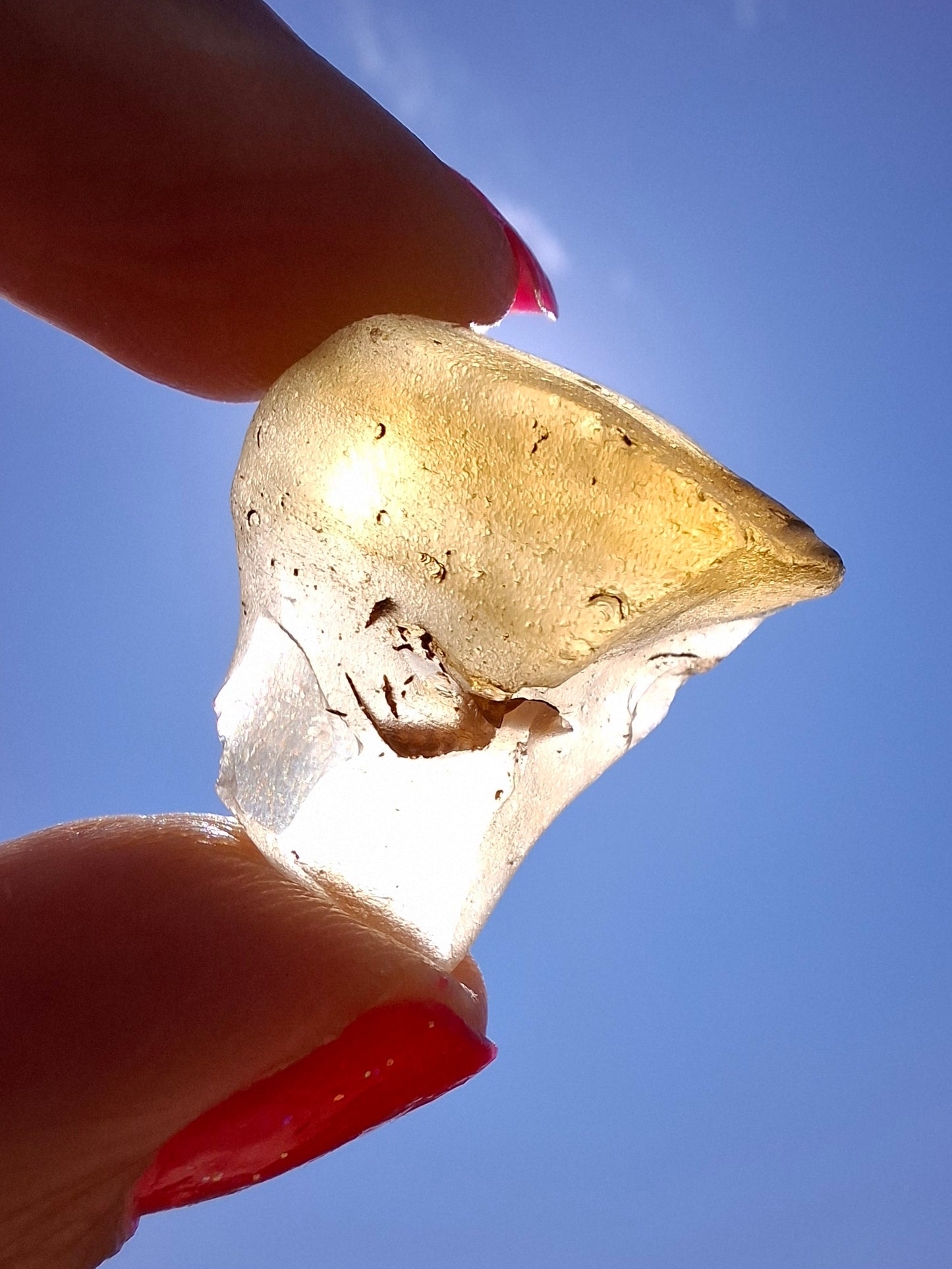 Libyan Desert Glass (darker) Piece, 7.00g, Tektite (Ref: L1373)
