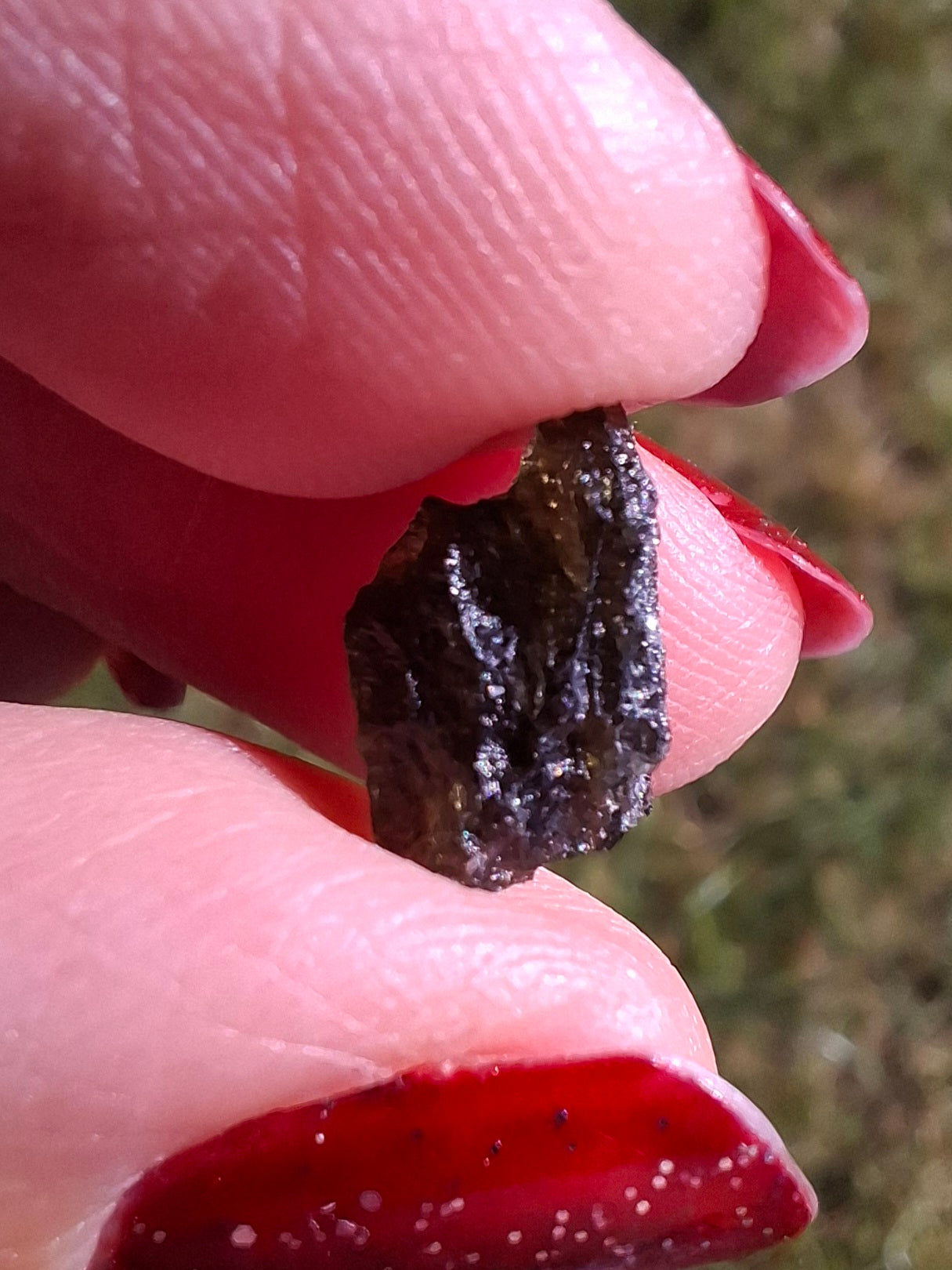 Moldavite Piece, 0.59g, Tektite (Ref: 1465)