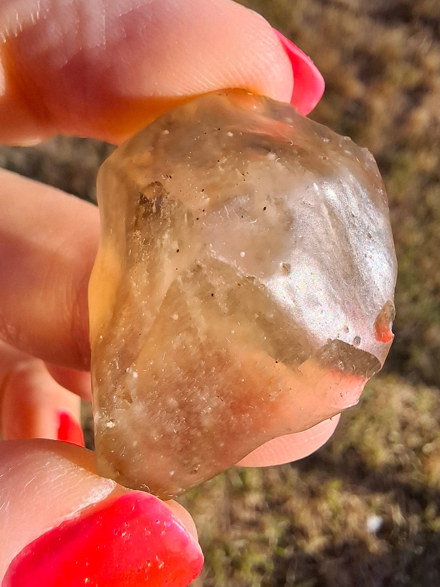 Libyan Desert Glass (darker) Piece, 12.00g, Tektite (Ref: L1377)