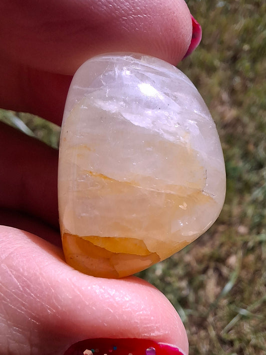 Golden Healer, Tumble Stone, Crystal (Ref: T189)