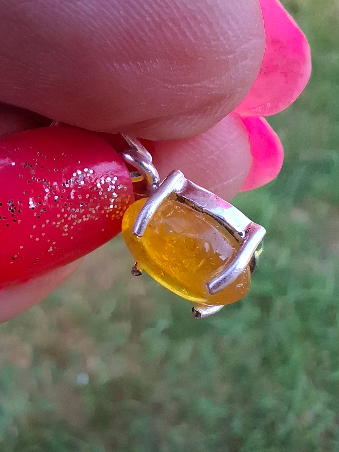Baltic Amber Pendant, 925 Silver, Fossil (Ref: AP26)