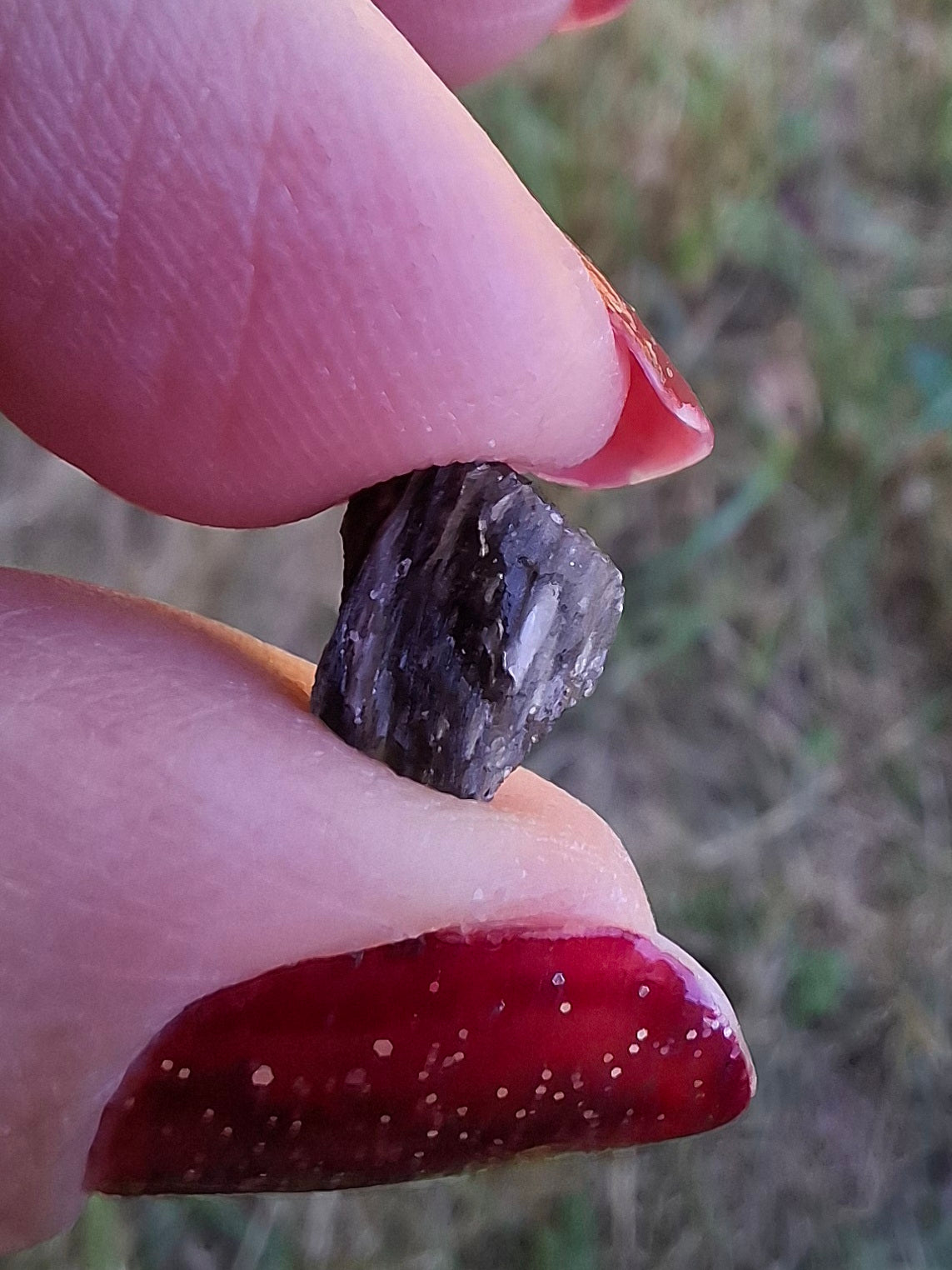 Moldavite Piece, 0.59g, Tektite (Ref: 1472)