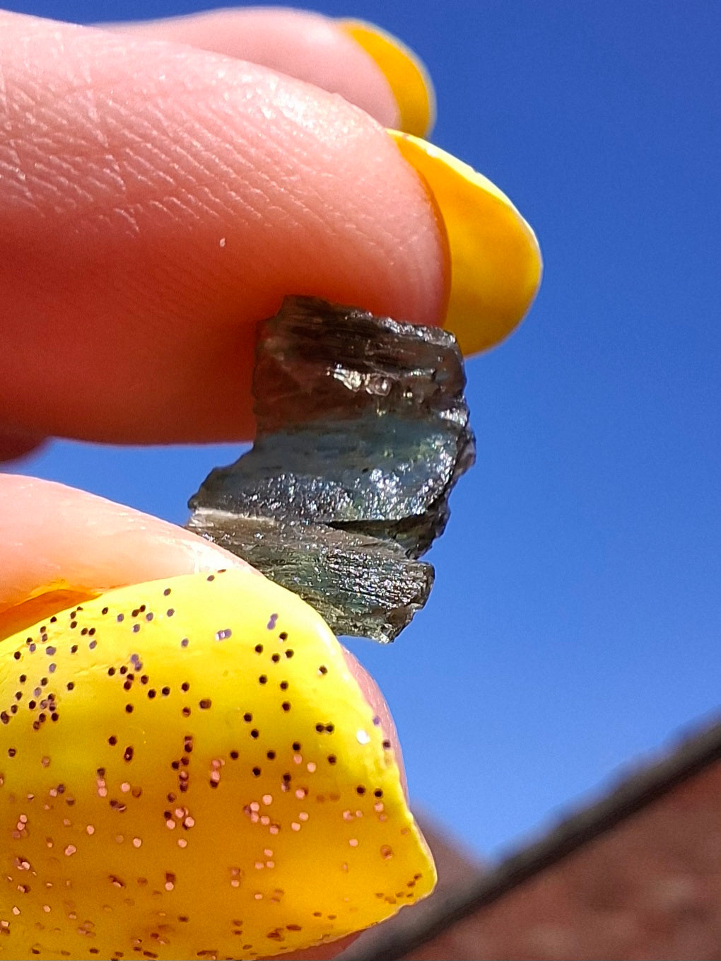 Moldavite Piece, 0.56g, Tektite (Ref: 1474)
