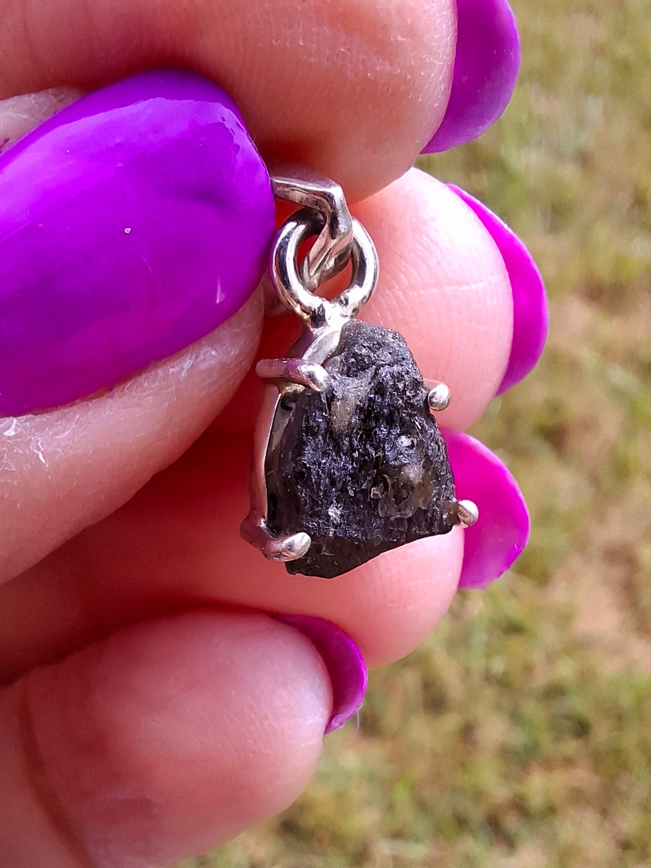 Moldavite Claw Pendant, 925 Silver, Tektite (Ref: P18)
