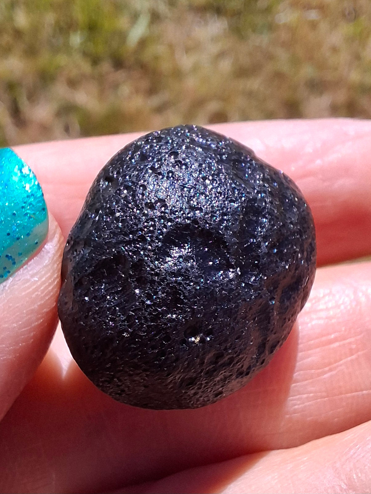 Philippinite (Rizalite), 11.42g, Tektite