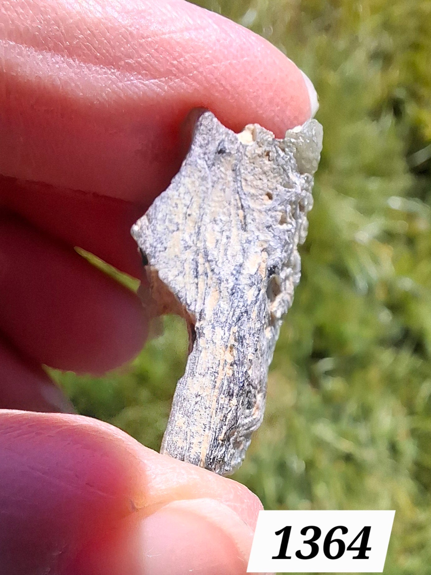 Moldavite Piece, SNOWFLAKE, FROSTED, BARTOCHOV, 3.47g, Tektite (Ref: 1364)