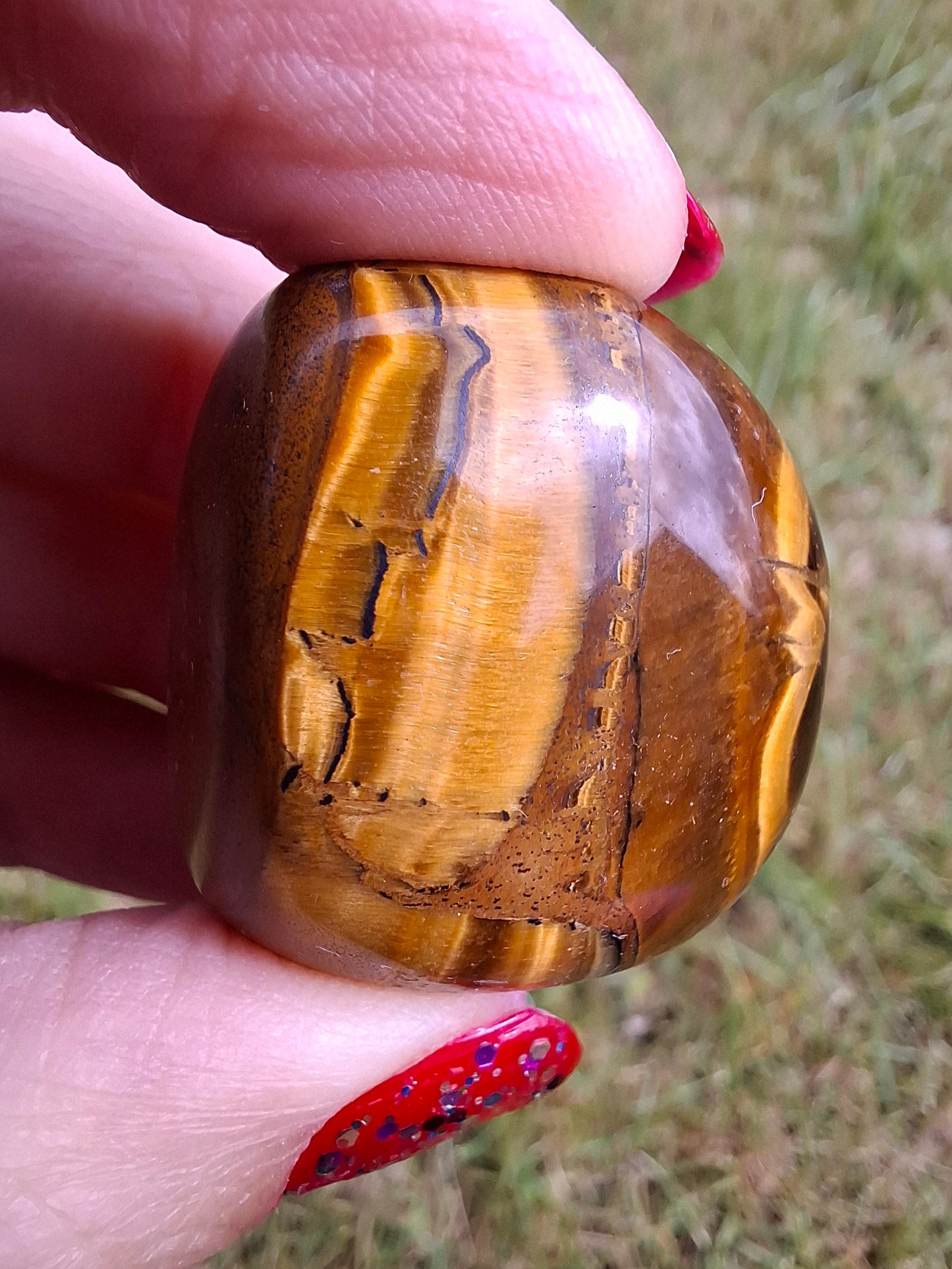 Tigers Eye, Tumble Stone, Crystal (Ref: T134)