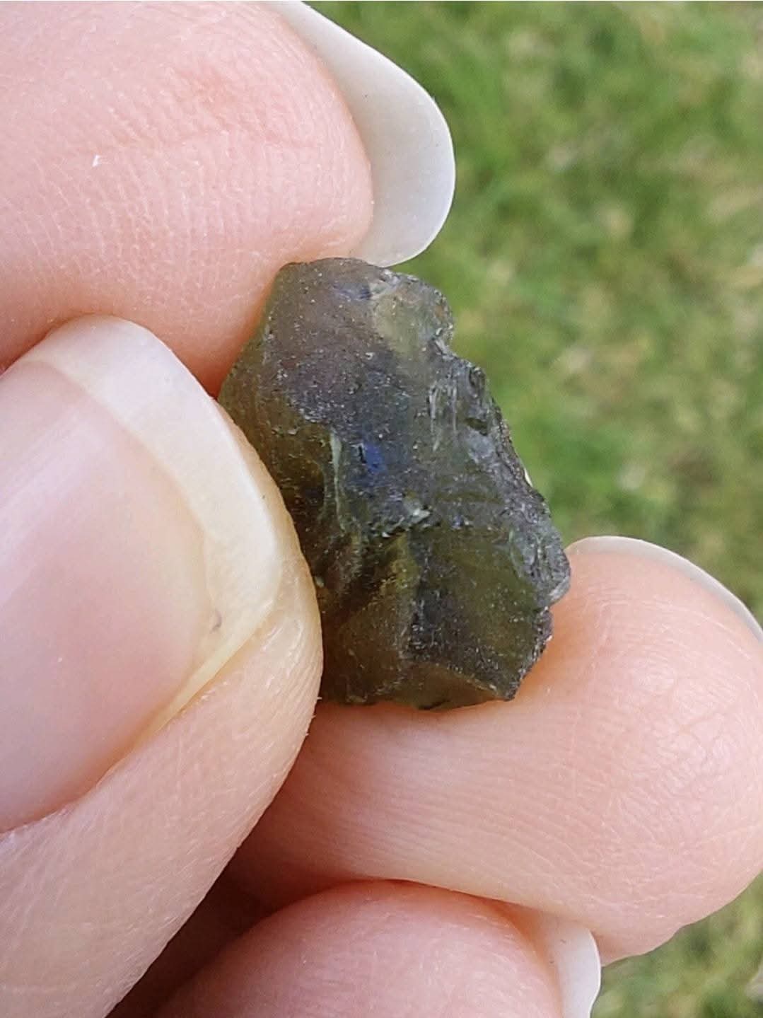 Moldavite Piece, 1.40g, Tektite (Ref: E219)