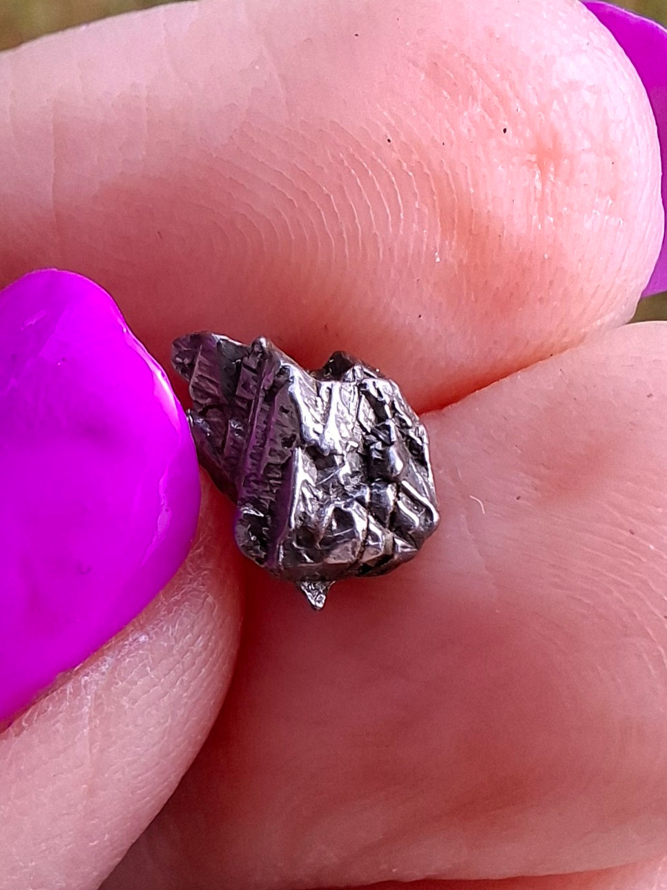 Campo del Cielo, 0.87g, Nickel Iron Meteorite (Ref: C4)
