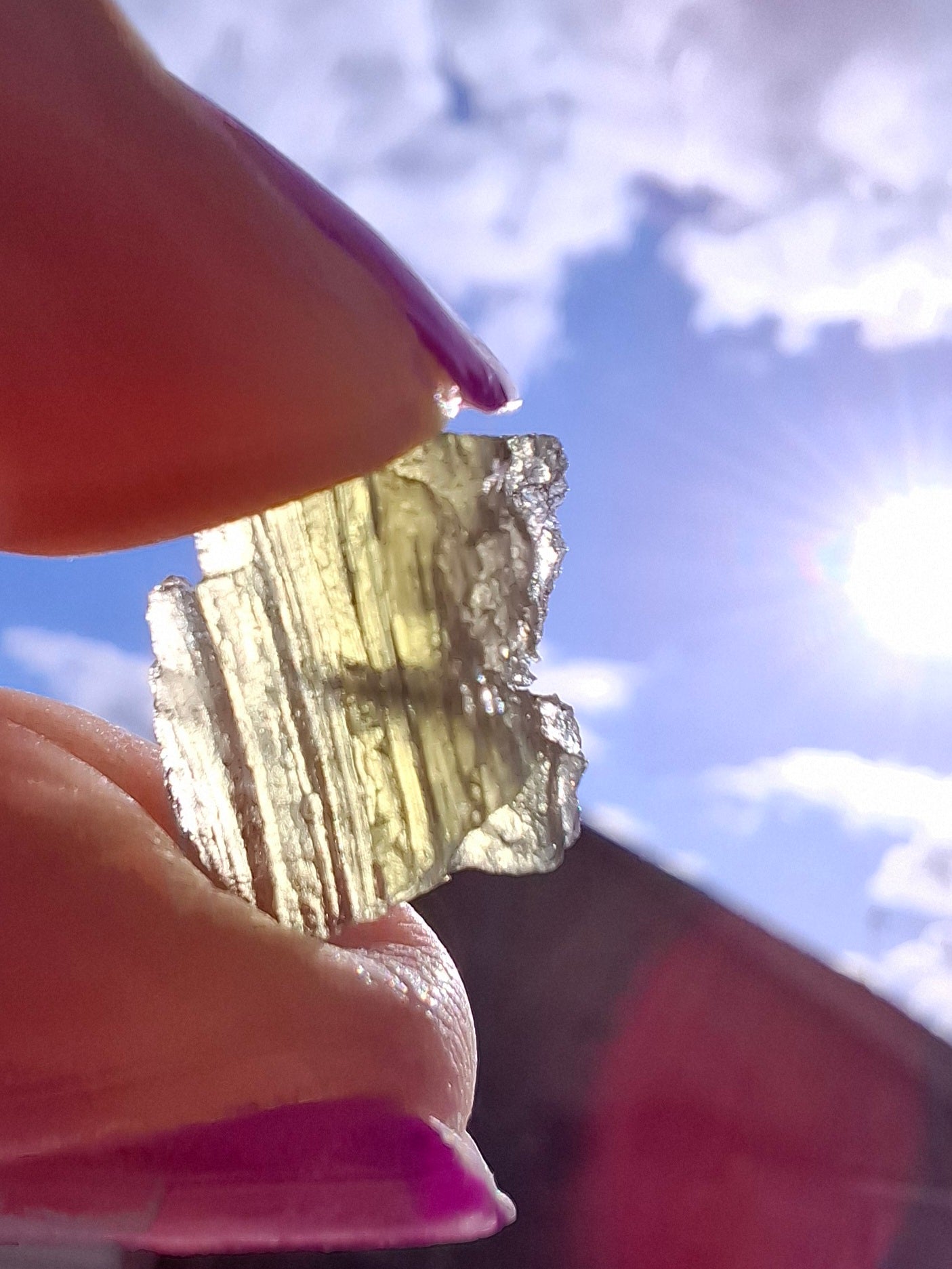 Moldavite Piece, 1.00g, Tektite (Ref: 1442)