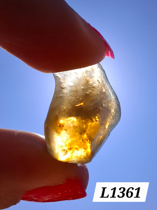 Libyan Desert Glass (darker) Piece, 4.43g, Tektite (Ref: L1361)