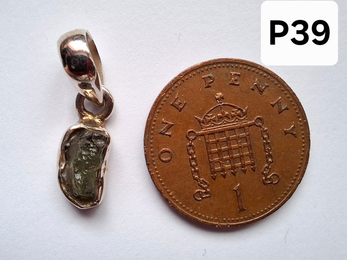 Moldavite Pendant, 925 Silver, Tektite (Ref: P39)