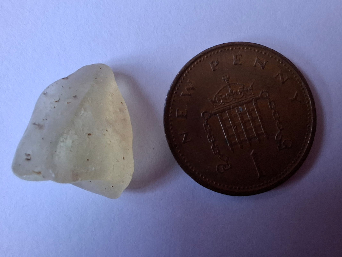 Libyan Desert Glass small Piece, 2.11g, Tektite (Ref: L1345)