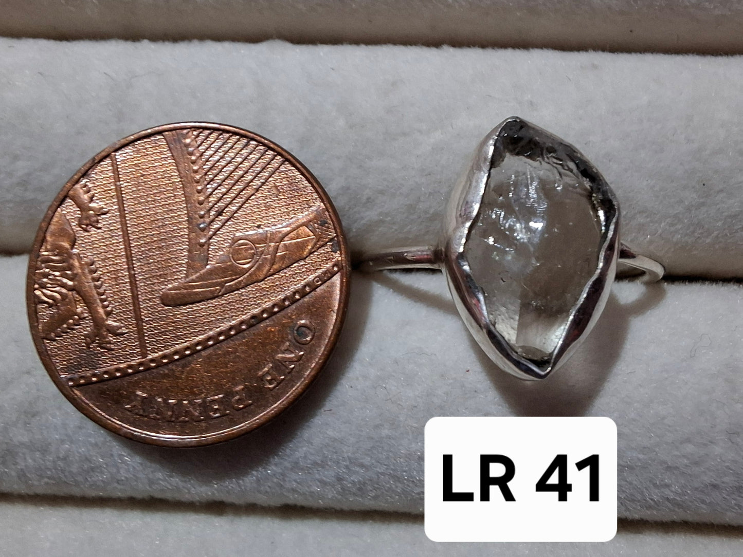 Libyan Desert Glass Ring, size small R, 925 Silver, Tektite (Ref: LR41)